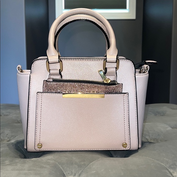 Purse - Picture 2 of 3